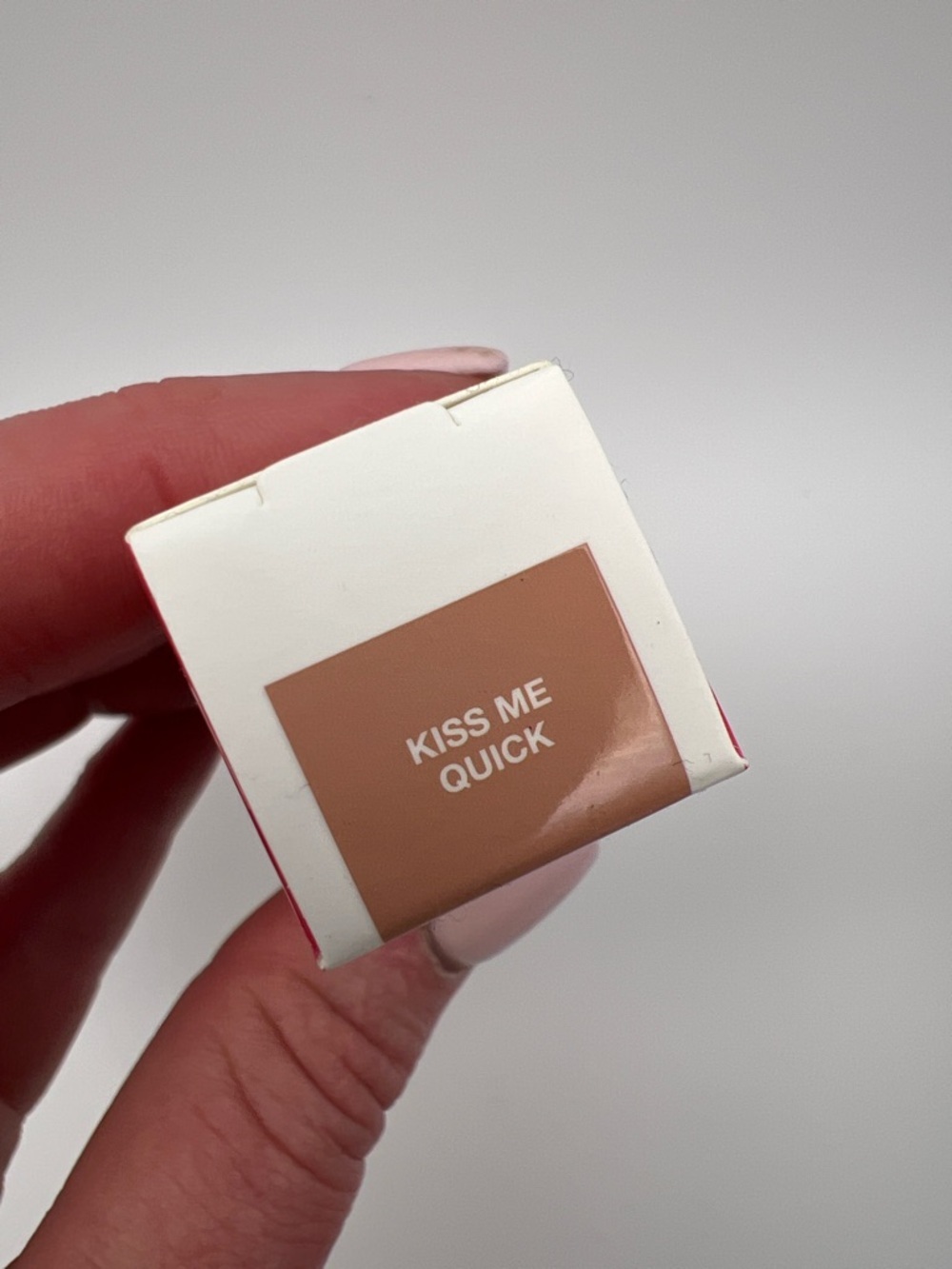 Dibs Kiss Me Quick Glossy Balm - Neutral Nude - Picture 2 of 7